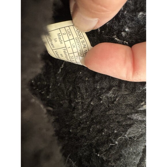 Ugg Australia Shearling Kids Winter Boots Black Size 2 Girls - Picture 7 of 9